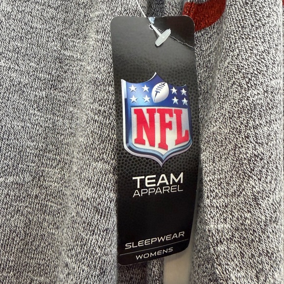 NFL Denver Broncos Women's Sleep Shirt NWT - Picture 2 of 5